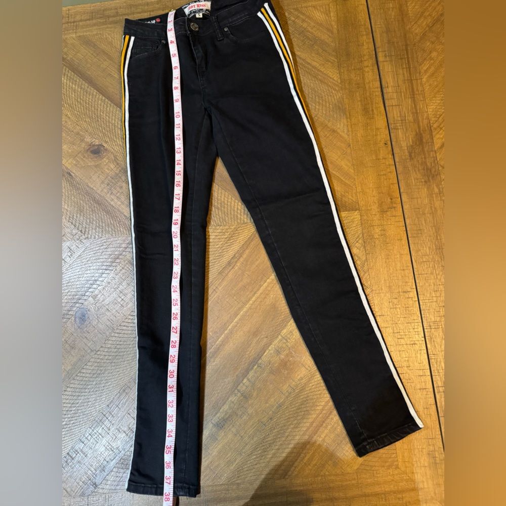 Hot Kiss “Get The Lift” Jeggings With Yellow And White Side Racing Stripe - Picture 6 of 10
